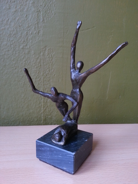 Bronzen beeldje op marmeren sokkel symboliserende winst en verlies kopen? Bied vanaf 65!