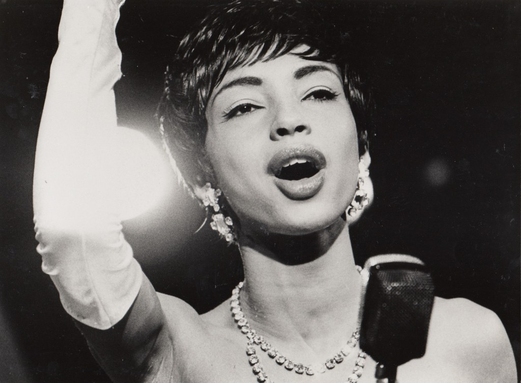 Onbekende Fotograaf - Portret foto Sade Adu - Absolute beginners. kopen? Bied vanaf 1!