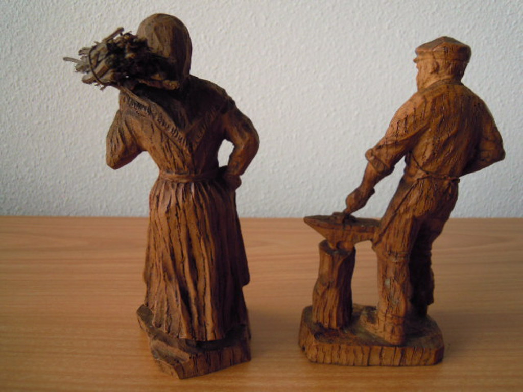 Beelden Brabantse boer en boerin- 3 1 hoog- gesigneerd Antoon Grassens kopen? Bied vanaf 35!