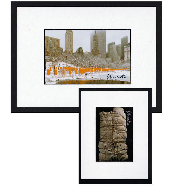 Christo 2 offsetkaarten in passe partout- ieder 24 x 18 cm handgesigneerd verkocht voor € 45!