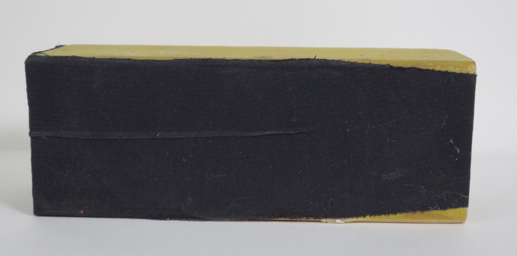 Julia Bornefeld: Beschilderd hout met stof, Black Monochrome kopen? Bied vanaf 1!