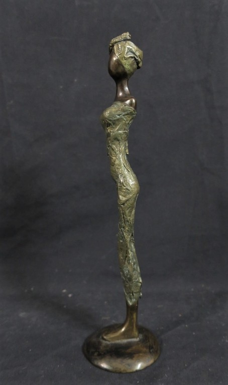 Abdulaye Gandema: Gepatineerd brons, Gestileerde vrouw in jurk kopen? Bied vanaf 150!