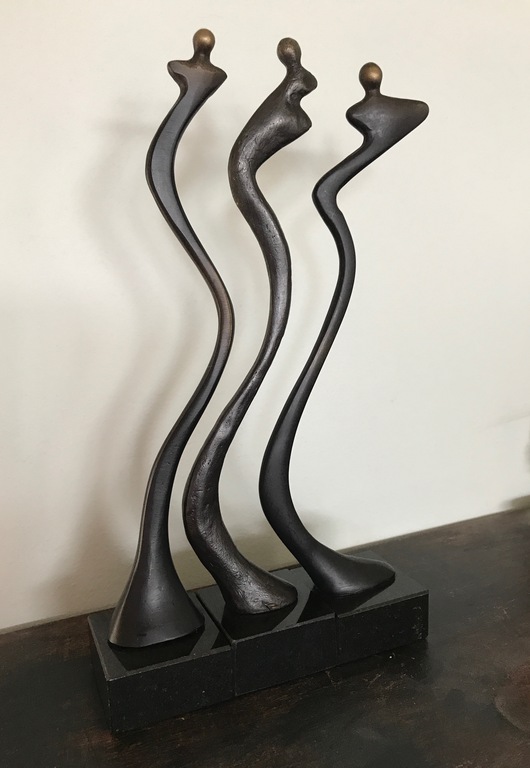 Corry Ammerlaan van Niekerk - 3 Sculpturen op sokkel - Gesigneerd kopen? Bied vanaf 65!
