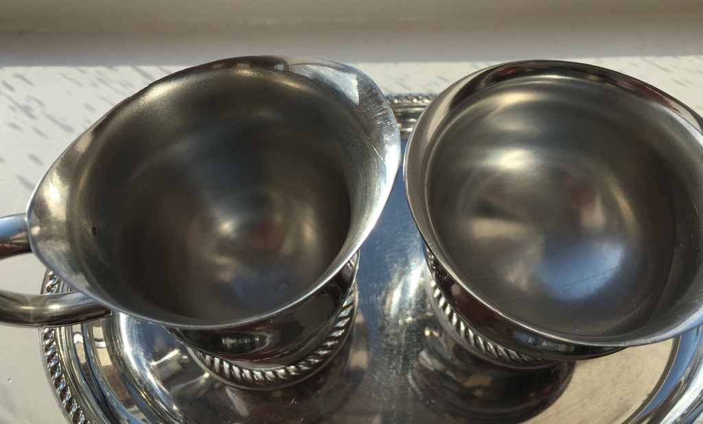 Prachtig design/vintage Alessi suiker en roomstel met bijbehorend dienblaadje kopen? Bied vanaf 1!