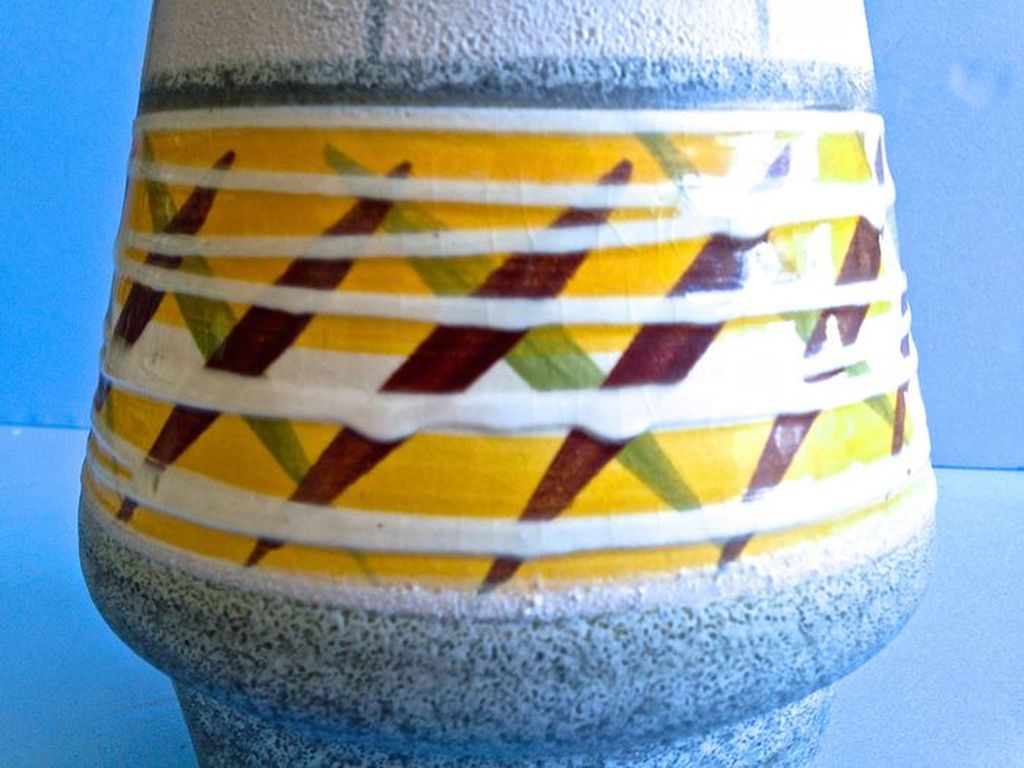Eduard Bay West Germany vaas met polychroom decor 272-35 kopen? Bied vanaf 14!