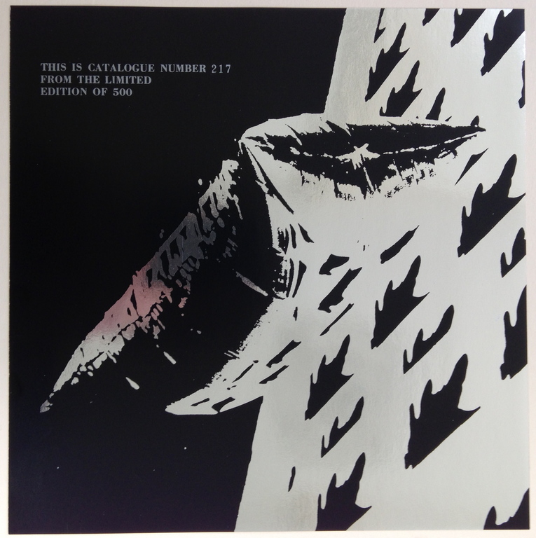 Andy Warhol, Zeefdruk uit 1987 op zilverkarton, Nummer 217/500 verkocht voor € 115!