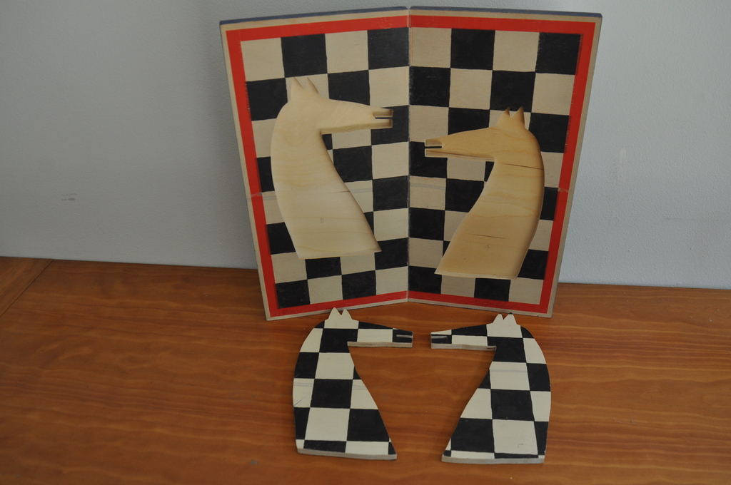 Klaas Gubbels: Schaakbord, handgeschilderd en gesigneerd oplage 30 ex. - 1992 kopen? Bied vanaf 600!