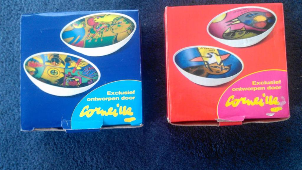 Corneille 2 x 2 schaaltjes in originele verpakking kopen? Bied vanaf 12!