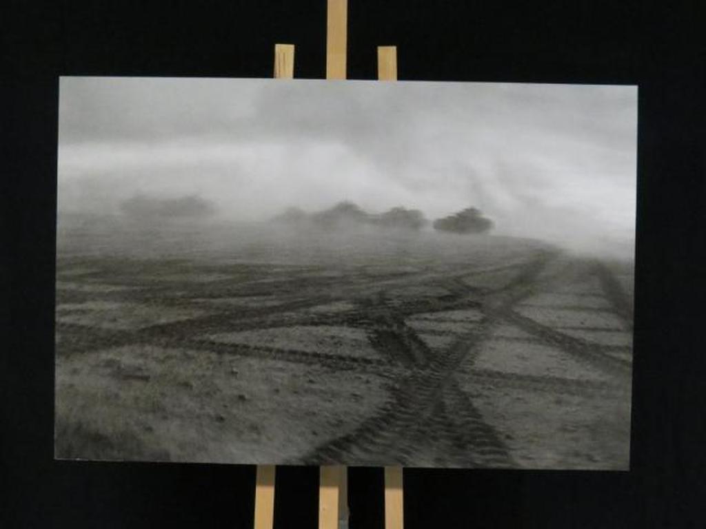 'Iraq tanks' by Teun Voeten, Fine Art Photography, afmeting; 150x100cm kopen? Bied vanaf 350!