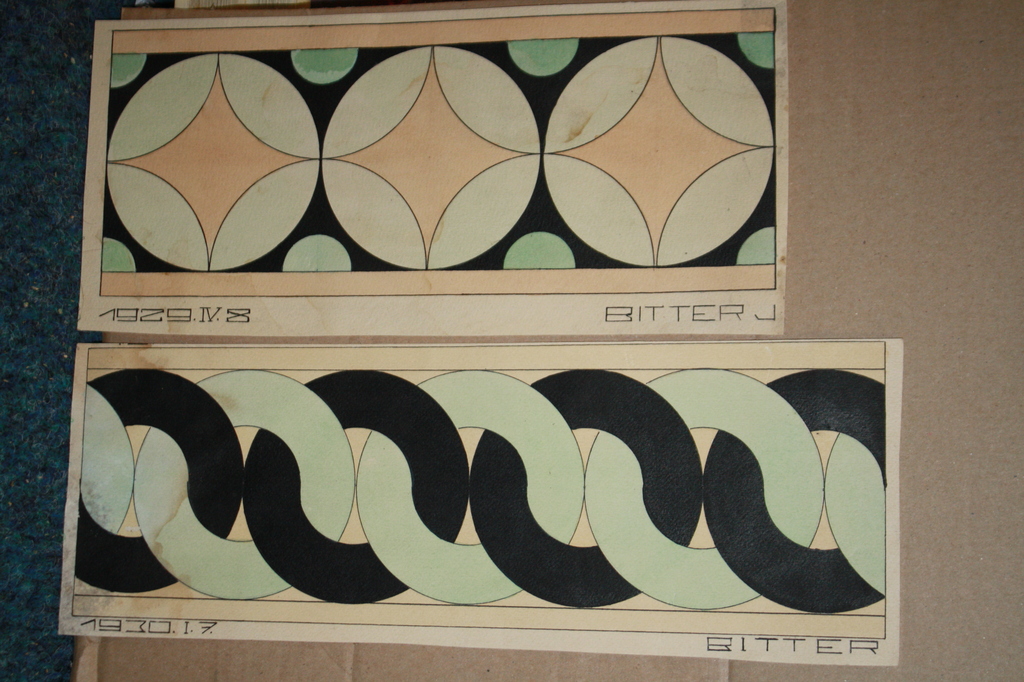 2X ABSTRACT ONTWERPEN VAN BITTER - 1929 CUBISME EN 1930 kopen? Bied vanaf 1!