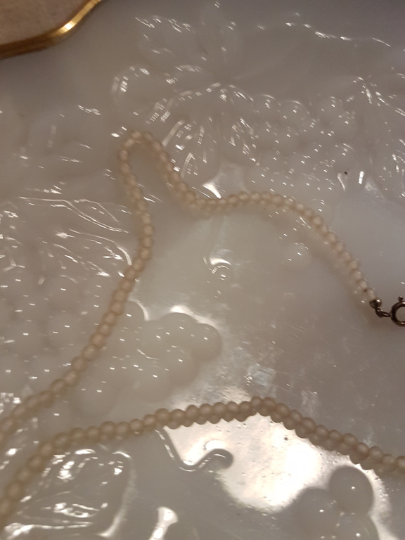 Ketting gemaakt van bergkristal kopen? Bied vanaf 3!