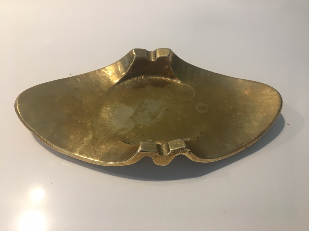 Art deco gestileerde geel koperen asbak - gemonogrammeerd kopen? Bied vanaf 14!