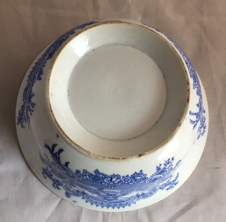 19e eeuwse (ca. 1840) Staffordshire aardewerken kom met blauwe transferdecoratie kopen? Bied vanaf 15!
