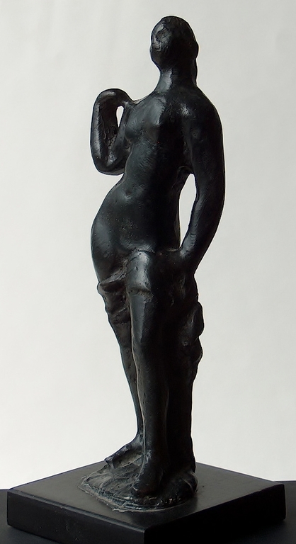 Charlotte van Pallandt - brons - staand met draperie -  kopen? Bied vanaf 600!