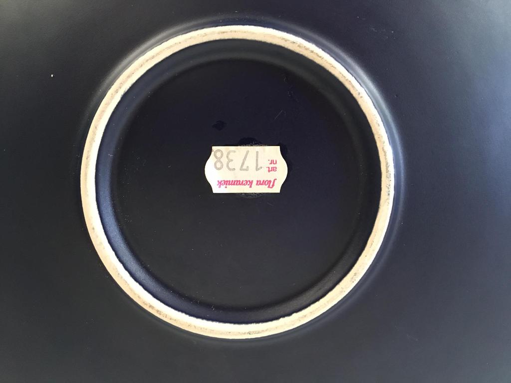 Dorothé van Agthoven voor Flora keramiek - Blauwe schaal kopen? Bied vanaf 20!