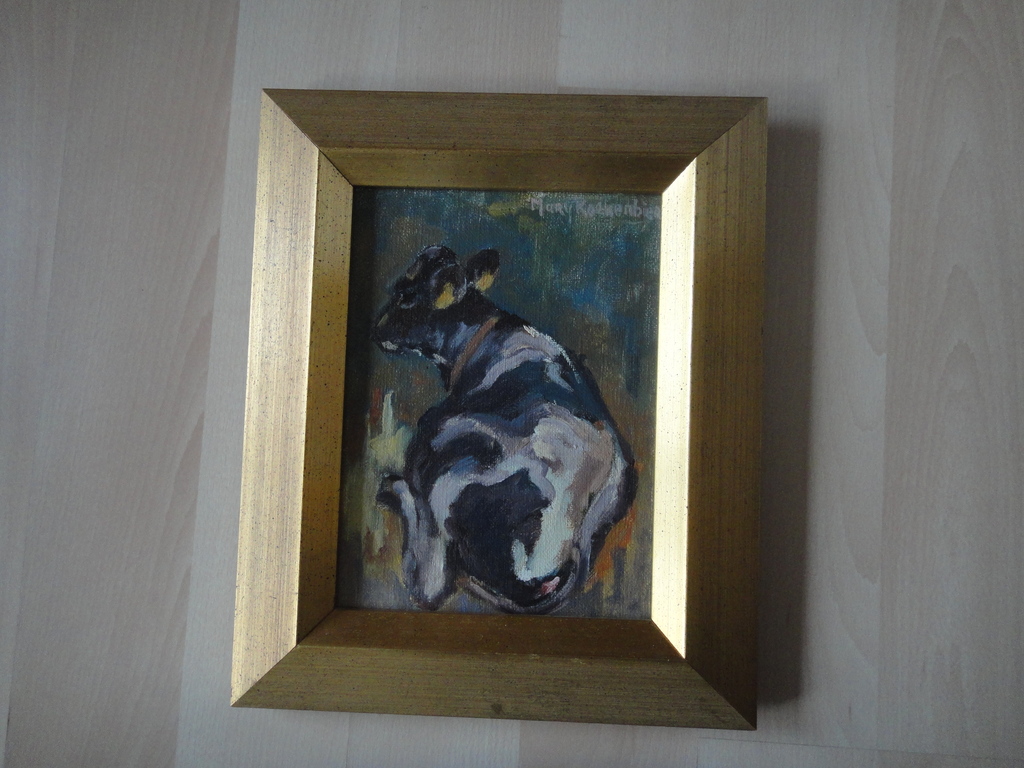 Mary Koekenbier (1942) - olieverf op doek - zwartbonte koe in de stal kopen? Bied vanaf 1!