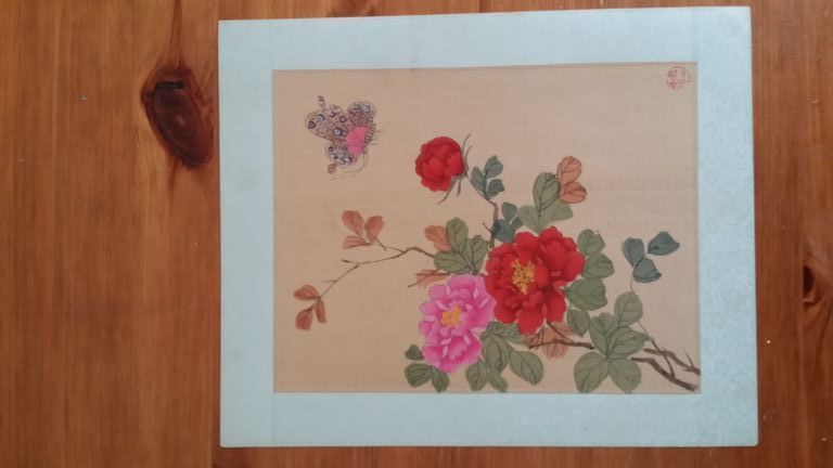 Oosters Schilderijtje van bloemen en vlinder op zijde kopen? Bied vanaf 1!