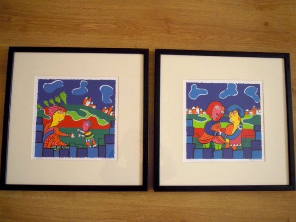 2 MAARTJE WIJNGAARDEN zeefdrukken 53 x 53 cm-gesigneerd. verkocht voor € 35!