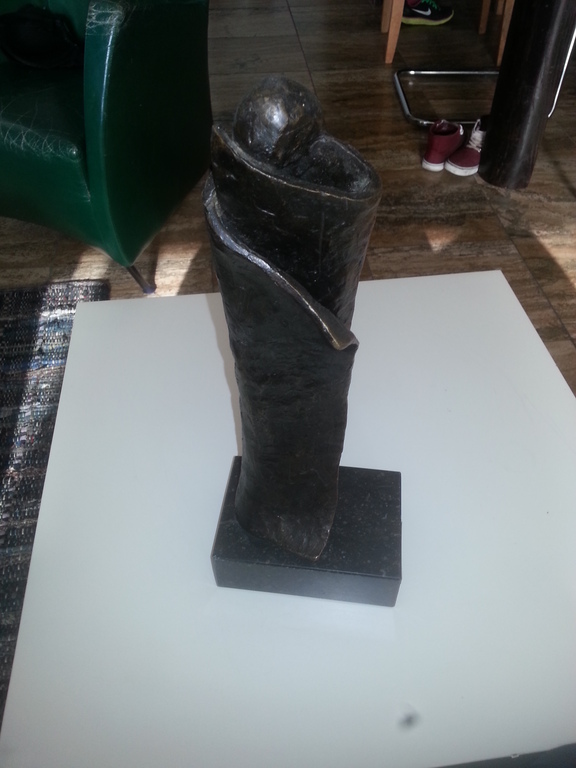 Renee van Leusden, Vroeg werk, Bronzen beeld verkocht voor € 160!