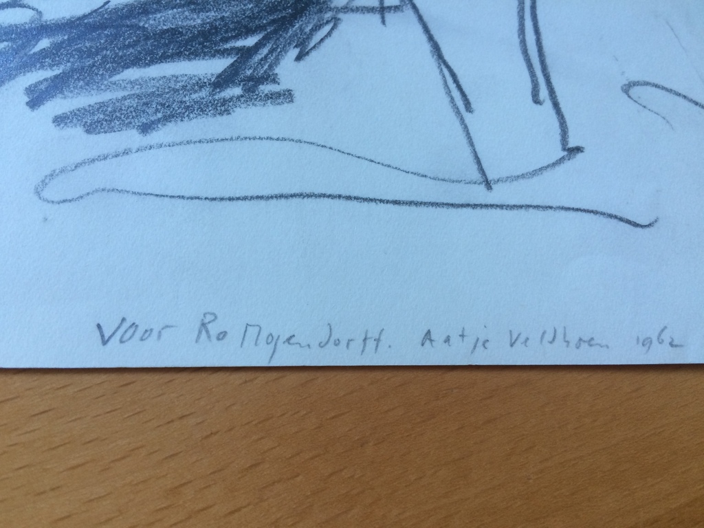 Aat Veldhoen: houtskoolschets, vrijend naakt paar. kopen? Bied vanaf 35!