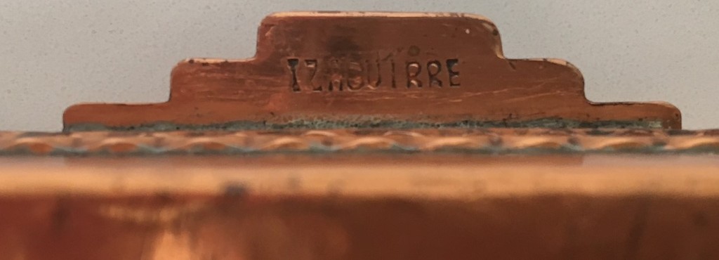 Hand gehamerde koperen Zuid-Amerikaanse sigarendoos met zilveren Maya decoratie kopen? Bied vanaf 30!