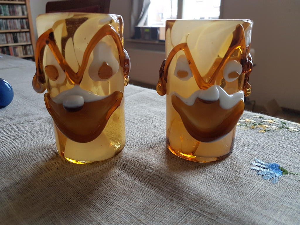 Goto veneziano-water en wijn-Isola di Murano anni 60 set van twee galzen kopen? Bied vanaf 30!