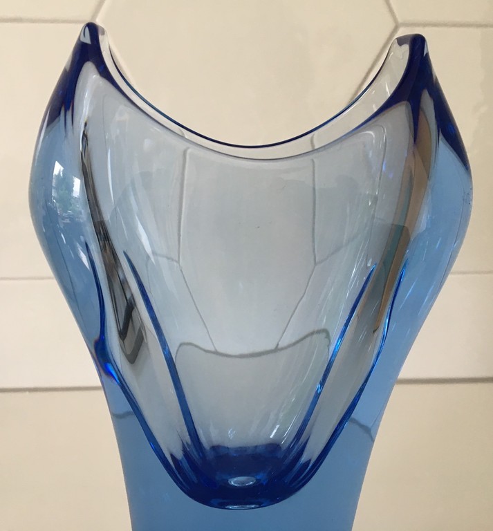 Miloslav Klinger (Zelezny Brod Sklo, ZBS) - Lichtblauwe vaas kopen? Bied vanaf 35!