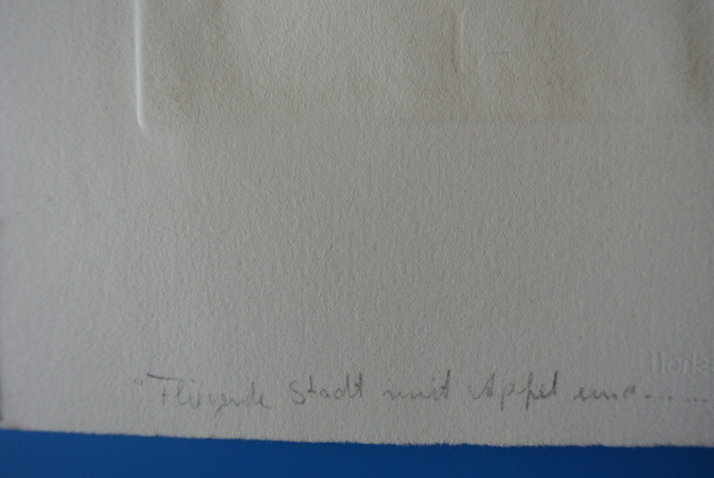 Matko Trebotic Mooie Kleurenets -Fliegende Stadt mit Apfel-. 1978. kopen? Bied vanaf 59!