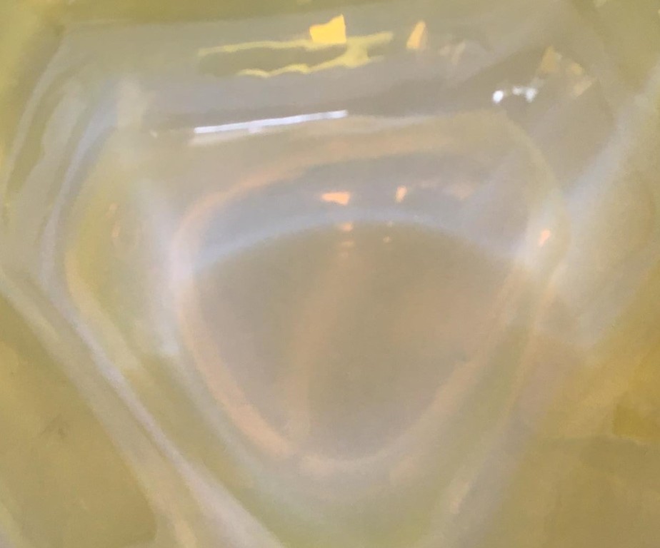 Murano - Citrus gele sommerso en melkwitte triangel schaal of centerpiece kopen? Bied vanaf 1!