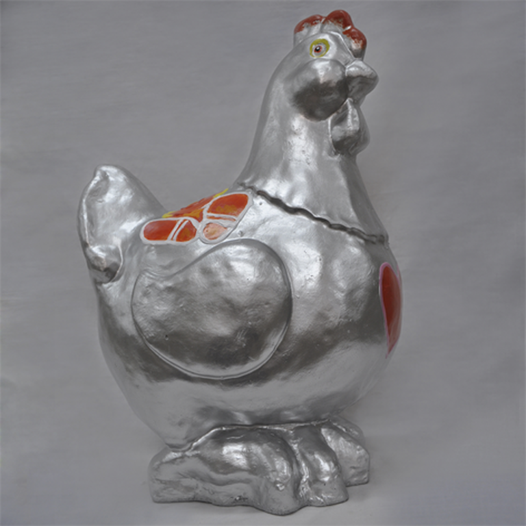 AD VERSTIJNEN, acrylverf op kunsthars beeld: 'Kip Tok' verkocht voor € 40!