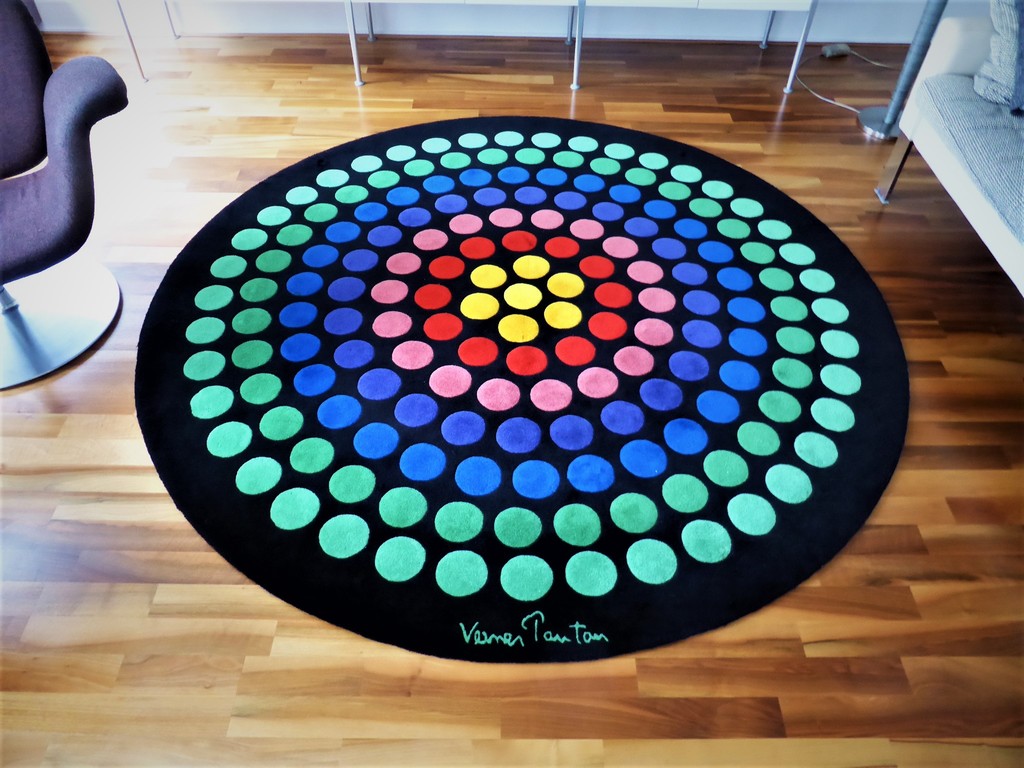 Verner Panton  Heel zwaar dicht wollen vloerkleed Doorsnede 2 meter kopen? Bied vanaf 895!