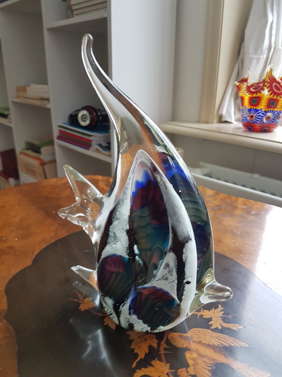 Vis in Murano glas-scheurtje op de staart van de vis niet toegankelijk kopen? Bied vanaf 1!