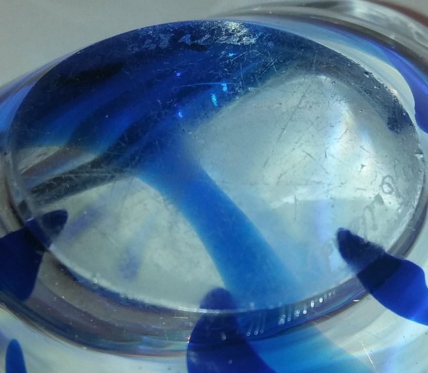 Max Verboeket glas met blauwe slingers. Kristalunie Maastricht kopen? Bied vanaf 1!