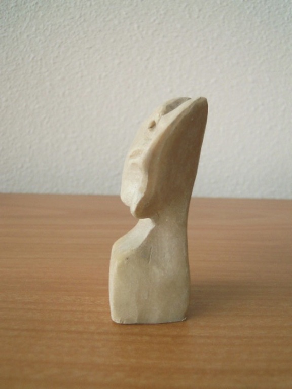Gesigneerd beeldje - HK -  " de twee gezichten  " - 8 cm hoog  kopen? Bied vanaf 10!