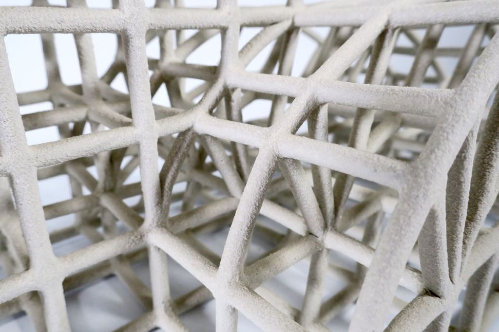 Netty van den Heuvel: Keramiek, Z.T. kopen? Bied vanaf 100!