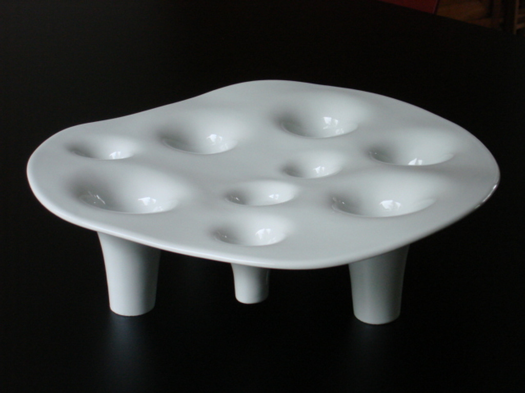 Willem Noyons, multifunctionele schaal/kaarsenstandaard van wit porselein kopen? Bied vanaf 25!