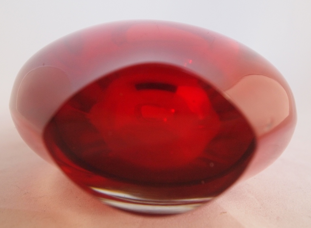 Flavio Poli voor Seguso, Murano - vrijgevormde sommerso vaas in de kleuren rood  kopen? Bied vanaf 38!