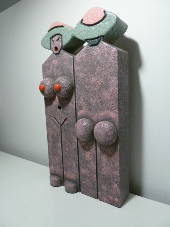 Stenen relief (staand of aan wand), zonder titel verkocht voor € 220!