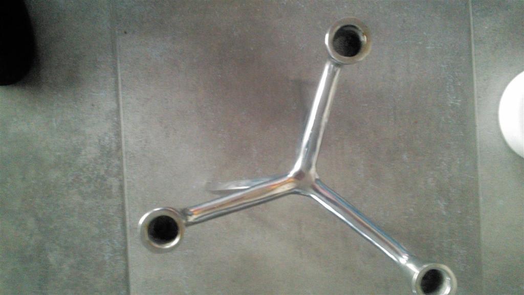 Driearmige kandelaar Spider van gepolijst aluminium kopen? Bied vanaf 17!