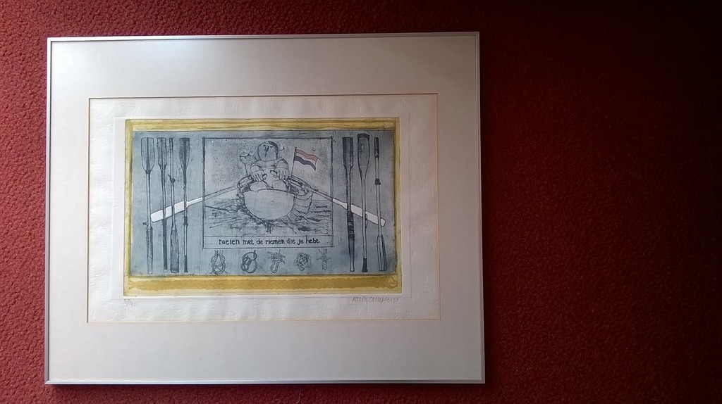 Karin Campfens, kleuren ets, Spreuk: Roeien met de riemen die je hebt kopen? Bied vanaf 25!