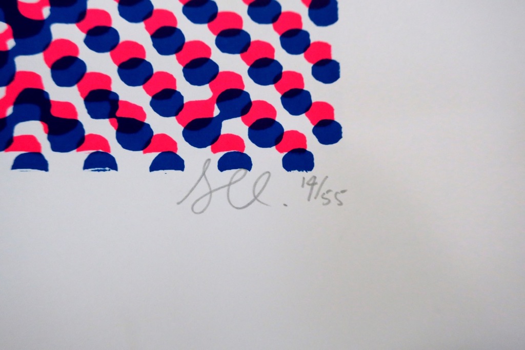 Lot met 15 werken van: Hester Oerlemans, Zeefdruk, Rose/Paarse man kopen? Bied vanaf 10!