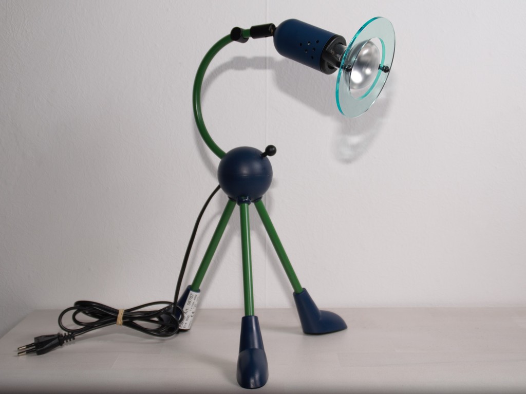 Esto Design Lamp kopen? Bied vanaf 32!