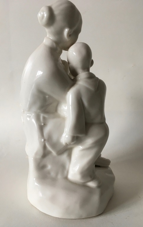 Blanc de Chine sculptuur moeder met kind - China - 2e helft 20e eeuw kopen? Bied vanaf 1!