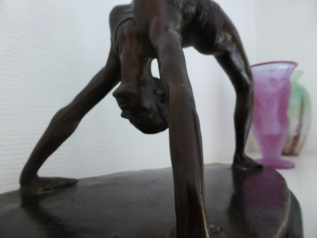 Danseres, mooi beeld uit het begin van de vorige eeuw door Bruno Zach kopen? Bied vanaf 225!