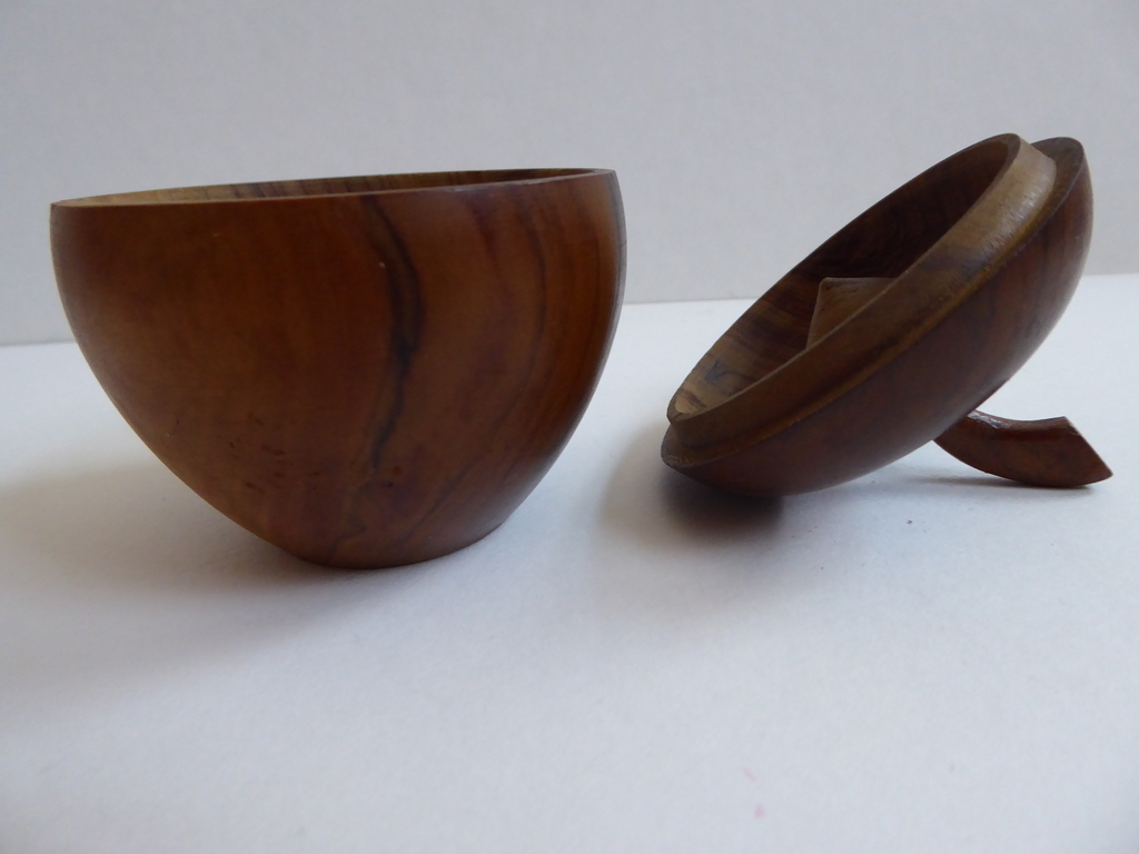 houten appeltje uit de jaren '60 kopen? Bied vanaf 11!