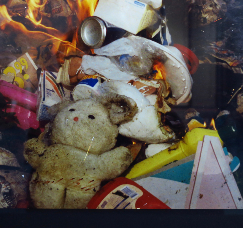 Paul Blanca: Cibachrome print, A garbage tree - Ingelijst (Groot!) kopen? Bied vanaf 600!