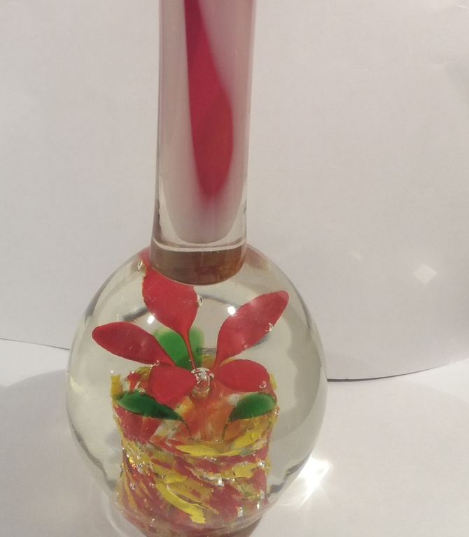 Glazen presse papier met rode bloem onderin  kopen? Bied vanaf 1!