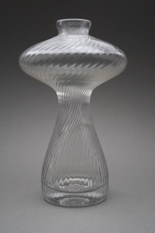 Jan Gabrhel. UFO-vaas. WORLD-EXPO  Montreal. 1967. Chlum u Trebone. kopen? Bied vanaf 119!
