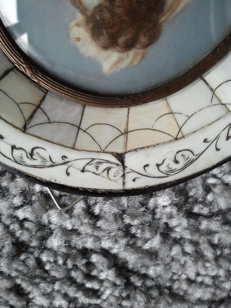 Portretminiatuur handbeschilderd kopen? Bied vanaf 47!