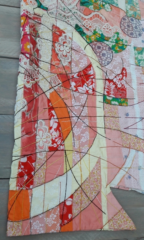 Peter Lem  : Textielwerk met Symbolische figuren , Kimono model  kopen? Bied vanaf 80!